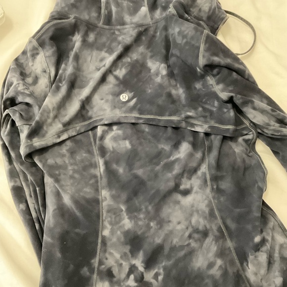 Lululemon define jacket blue tidye size 8 - Picture 5 of 7